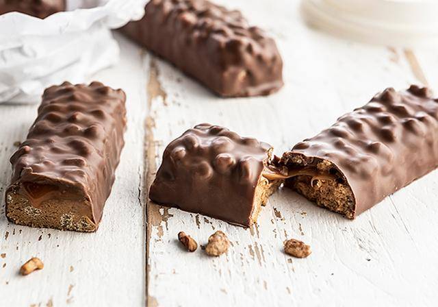 caramel filling cereal bar