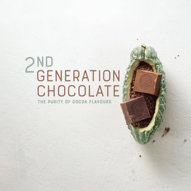 2nd Generation chocolate with nibs and cocoa pod