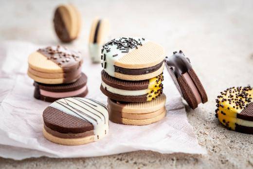 Biscuits with Fillings