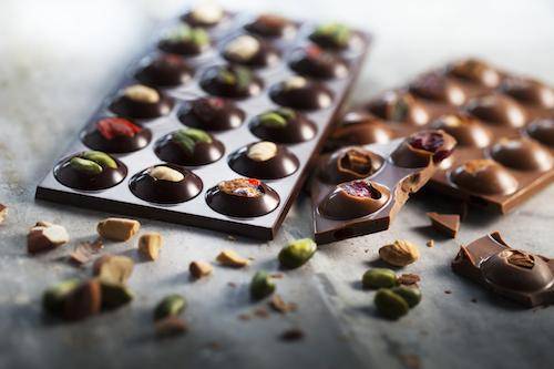 Barry Callebaut's wholesome sugar solutions: chocolate tablet with dried fruits
