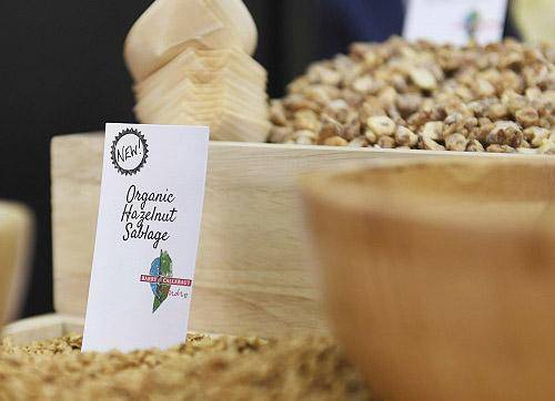 Organic nuts from La Morella Nuts