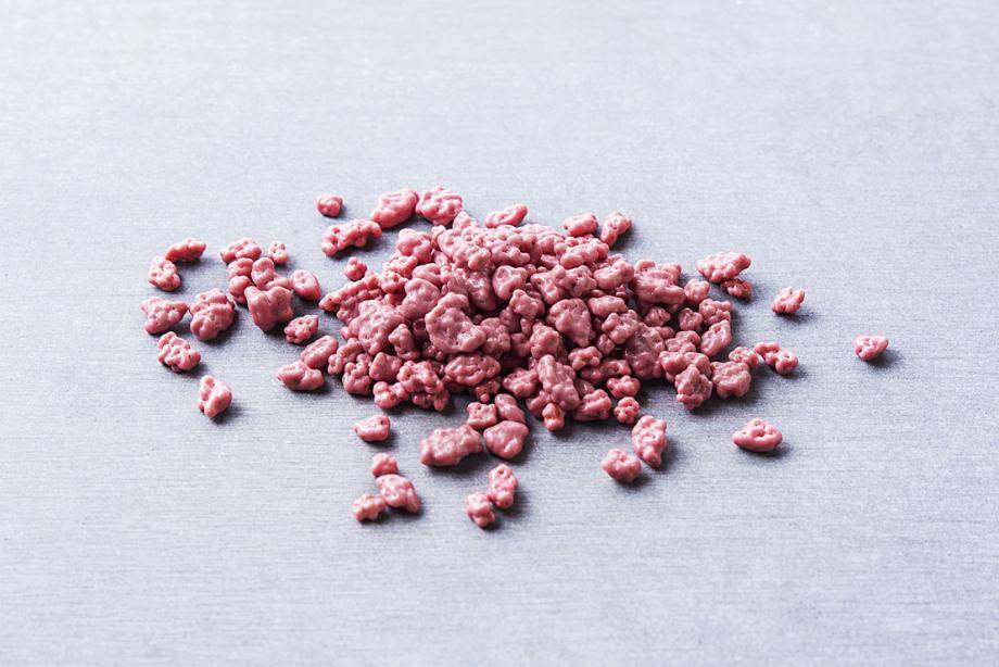 Ruby crunchy chocolate sprinkles