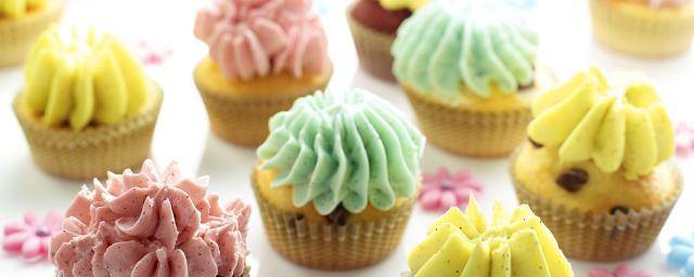 How to color butter cream icing?